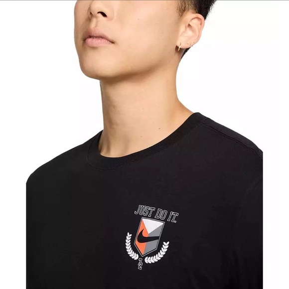 NIKE MENS LONG SLEEVE TEE NWT - Picture 5 of 5